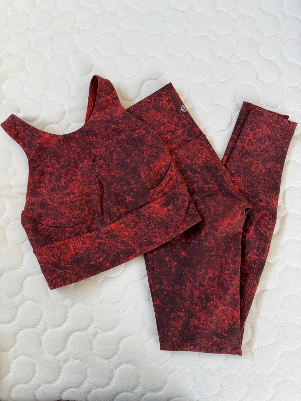 Lululemon Women’s Red Marble Active Leggings & Sports Bra Set